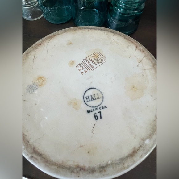 SOLD Vintage Hall China Vegetable Harvest Casserole Dish❤️🥕 - Picture 7 of 13